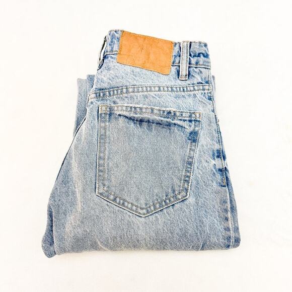ZARA Button Fly Light Wash Denim Straight Leg Jeans Raw Hem Size 0 - Picture 1 of 9